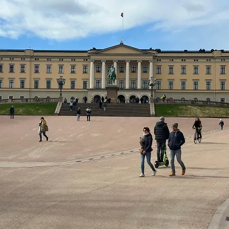 Cozy By Royal Palace Oslo
